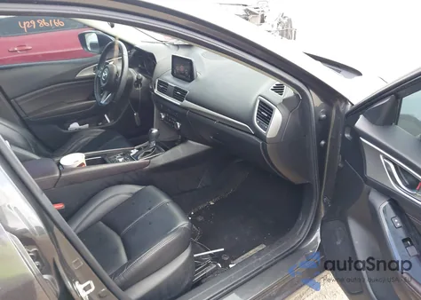 2018 Mazda Mazda3 Touring from USA, damaged, VIN 3MZBN1V30JM204828